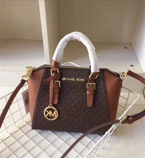 michael kors ciara medium|Ciara Medium Signature Logo Messenger Bag .